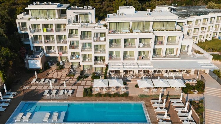 Radisson Resort Plaza Skiathos Exterior