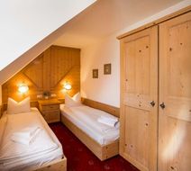 Hotel Hoelzerbraeu Room