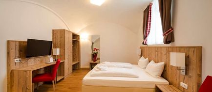 Hotel Hoelzerbraeu Room