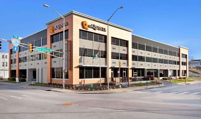 La Quinta Inn & Stes Indianapolis Dwntn Exterior
