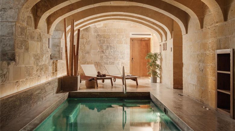 <b>Iniala Harbour House Pool</b>. Images powered by <a href="https://iceportal.shijigroup.com/" title="IcePortal" target="_blank">IcePortal</a>.