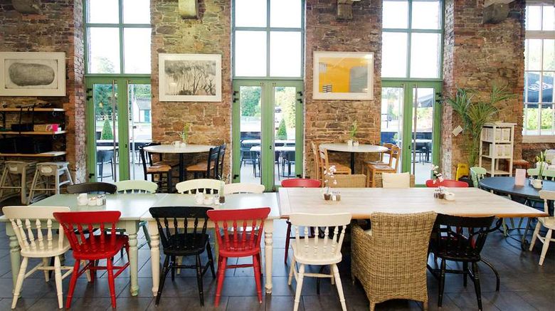 <b>Blarney Woollen Mills Hotel, BW Sig Coll Restaurant</b>. Images powered by <a href="https://iceportal.shijigroup.com/" title="IcePortal" target="_blank">IcePortal</a>.