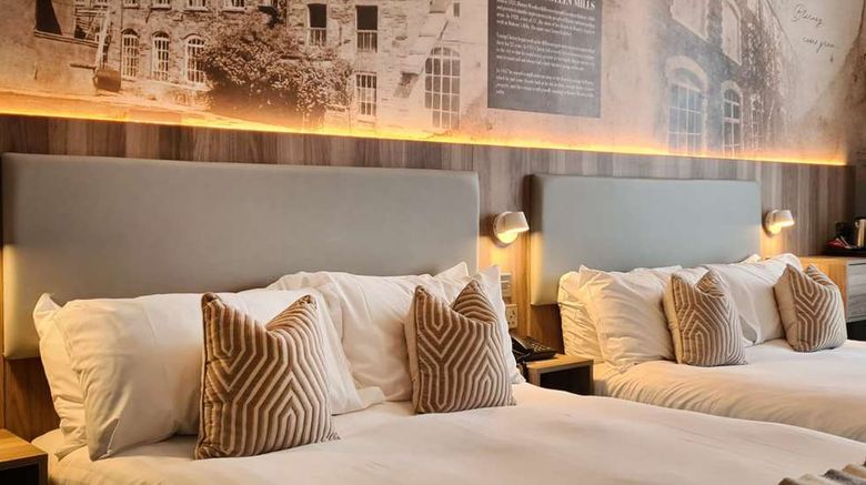 <b>Blarney Woollen Mills Hotel, BW Sig Coll Room</b>. Images powered by <a href="https://iceportal.shijigroup.com/" title="IcePortal" target="_blank">IcePortal</a>.