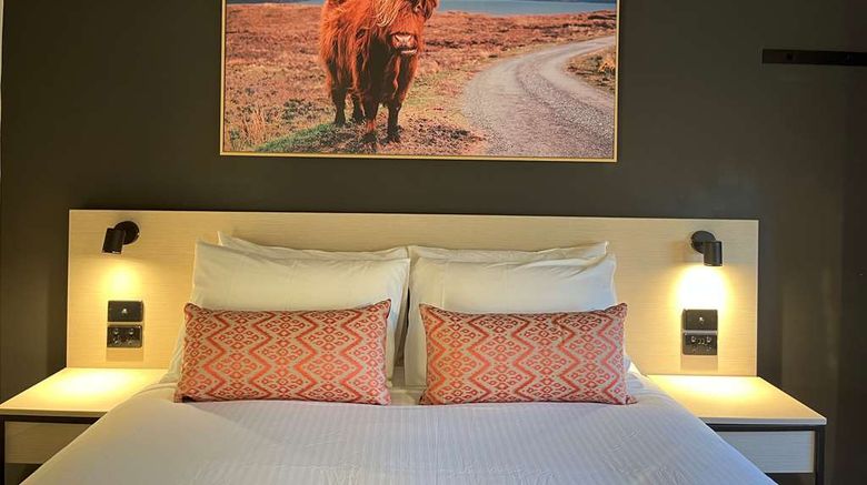 <b>Barkly Hotel Motel Suite</b>. Images powered by <a href="https://iceportal.shijigroup.com/" title="IcePortal" target="_blank">IcePortal</a>.