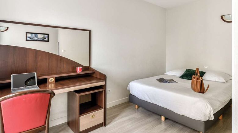 <b>Zenitude Hotel-Residences Beziers Centre Room</b>. Images powered by <a href="https://iceportal.shijigroup.com/" title="IcePortal" target="_blank">IcePortal</a>.