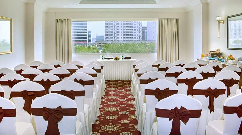 <b>City Season Suites Meeting</b>. Images powered by <a href="https://iceportal.shijigroup.com/" title="IcePortal" target="_blank">IcePortal</a>.