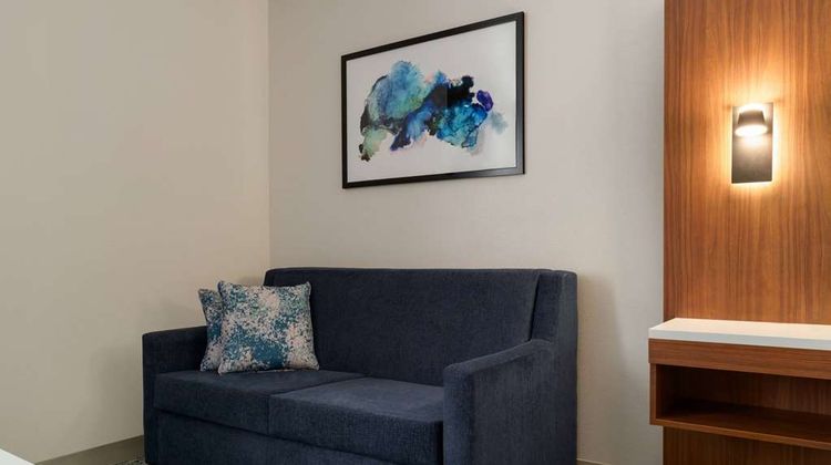 Wingate by Wyndham Williamsburg Room