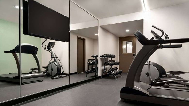 <b>Wingate by Wyndham Williamsburg Health</b>. Images powered by <a href="https://iceportal.shijigroup.com/" title="IcePortal" target="_blank">IcePortal</a>.