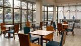 Wingate by Wyndham Williamsburg Lobby