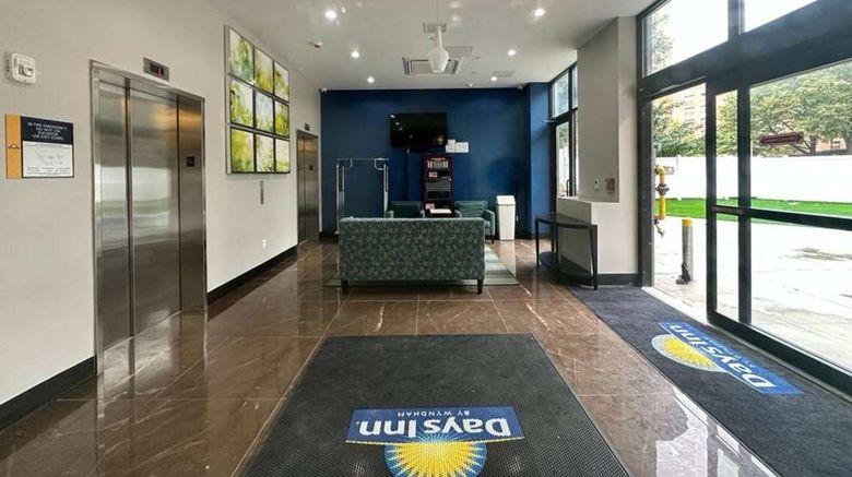 Days Inn Brooklyn/Eastern Parkway Room. Images powered by <a href="https://iceportal.shijigroup.com" target="_blank" rel="noopener">Ice Portal</a>.