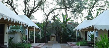 Ajit Bhawan Hotel Exterior