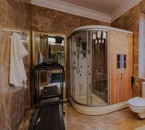 Ajit Bhawan Hotel Room