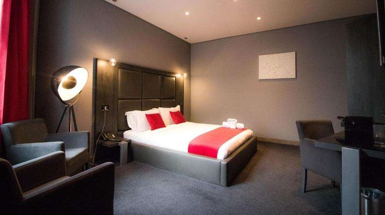 <b>The Bryson Hotel Room</b>. Images powered by <a href="https://iceportal.shijigroup.com/" title="IcePortal" target="_blank">IcePortal</a>.
