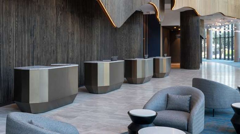 <b>Radisson Blu Hotel Durban Umhlanga Lobby</b>. Images powered by <a href="https://iceportal.shijigroup.com/" title="IcePortal" target="_blank">IcePortal</a>.