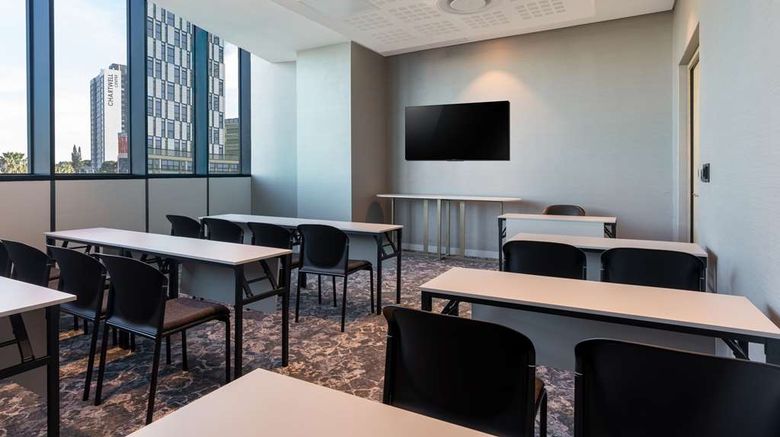 <b>Radisson Blu Hotel Durban Umhlanga Meeting</b>. Images powered by <a href="https://iceportal.shijigroup.com/" title="IcePortal" target="_blank">IcePortal</a>.