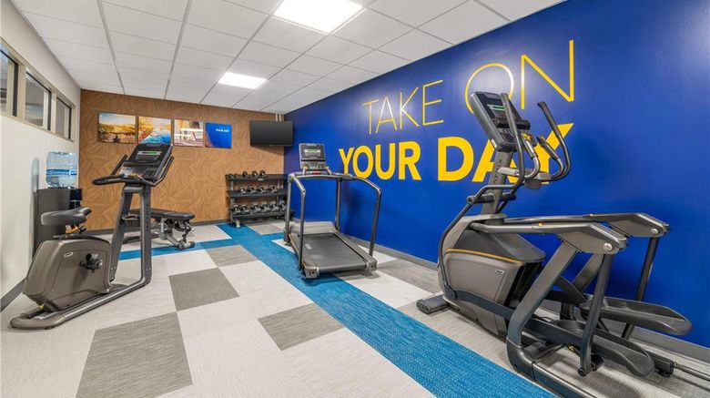 <b>Comfort Inn & Suites Health</b>. Images powered by <a href="https://iceportal.shijigroup.com/" title="IcePortal" target="_blank">IcePortal</a>.