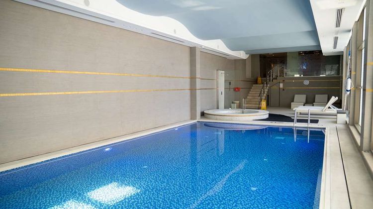 Hilton Amman Pool