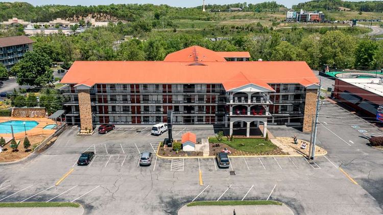 Americana Inn a Travelodge by Wyndham Exterior