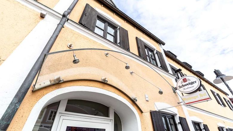Hotel Wandinger Hof Exterior. Images powered by <a href="https://iceportal.shijigroup.com" target="_blank" rel="noopener">Ice Portal</a>.