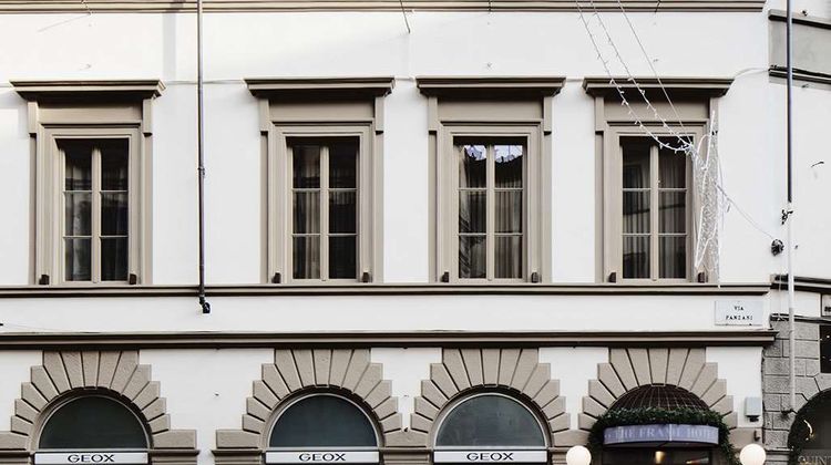 The Frame Hotel Exterior