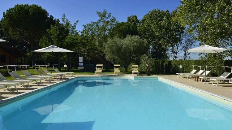 Fattoria San Lorenzo - Tenuta Livia Pool