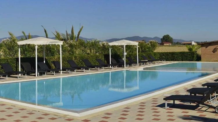 Fattoria San Lorenzo - Tenuta Livia Pool