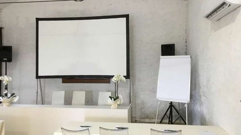 <b>Fattoria San Lorenzo - Tenuta Livia Meeting</b>. Images powered by <a href="https://iceportal.shijigroup.com/" title="IcePortal" target="_blank">IcePortal</a>.