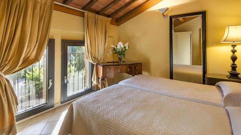 <b>Fattoria San Lorenzo - Tenuta Livia Room</b>. Images powered by <a href="https://iceportal.shijigroup.com/" title="IcePortal" target="_blank">IcePortal</a>.