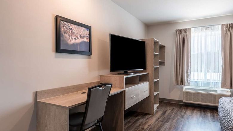 <b>WoodSpring Suites-High Point North Room</b>. Images powered by <a href="https://iceportal.shijigroup.com/" title="IcePortal" target="_blank">IcePortal</a>.