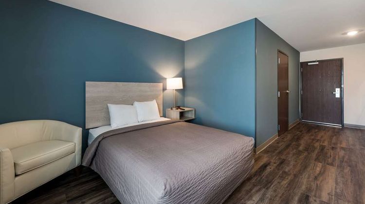 WoodSpring Suites-High Point North Room