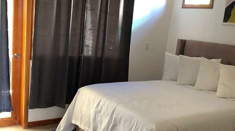<b>Best Western Grand Baymen Gardens Suite</b>. Images powered by <a href="https://iceportal.shijigroup.com/" title="IcePortal" target="_blank">IcePortal</a>.