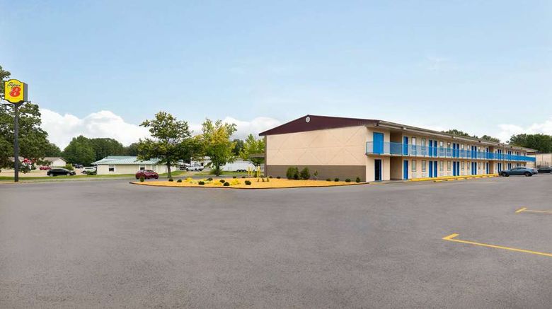 <b>Super 8 by Wyndham Paducah Exterior</b>. Images powered by <a href="https://iceportal.shijigroup.com/" title="IcePortal" target="_blank">IcePortal</a>.