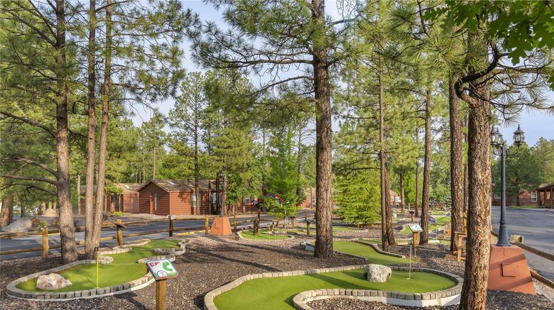 <b>Premiere Vacation Club at the Roundhouse Recreation</b>. Images powered by <a href="https://iceportal.shijigroup.com/" title="IcePortal" target="_blank">IcePortal</a>.