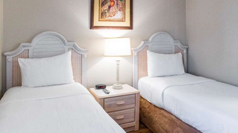 <b>Bryan's Spanish Cove Room</b>. Images powered by <a href="https://iceportal.shijigroup.com/" title="IcePortal" target="_blank">IcePortal</a>.