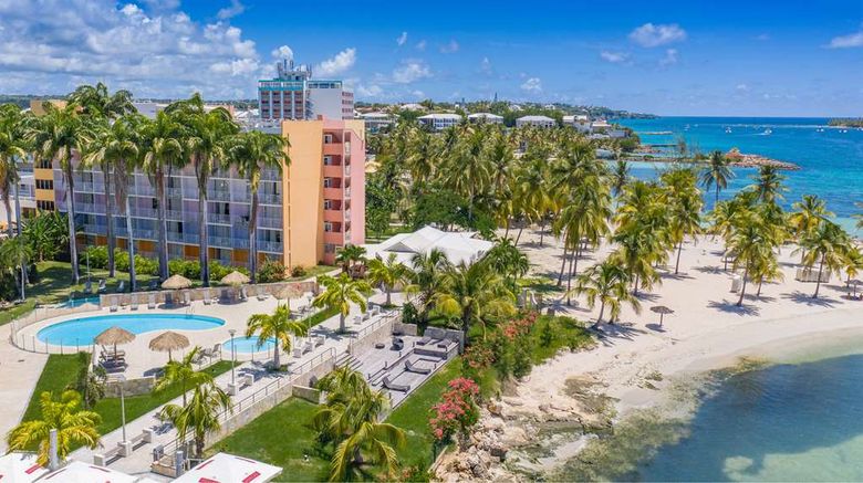 <b>Zenitude Hotel Homes-Le Salako Exterior</b>. Images powered by <a href="https://iceportal.shijigroup.com/" title="IcePortal" target="_blank">IcePortal</a>.