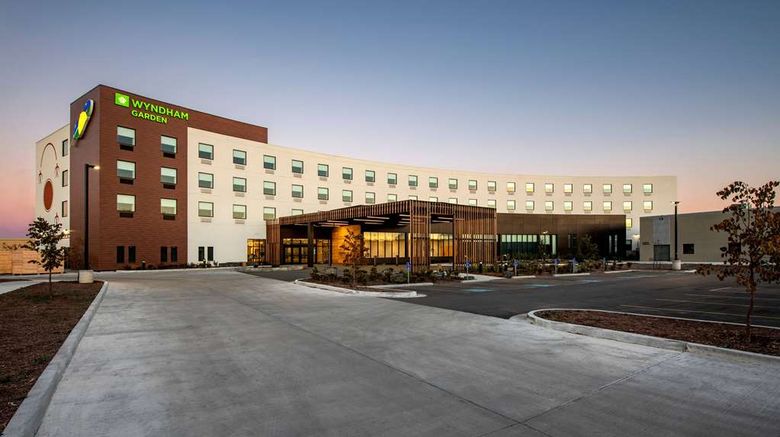<b>Wyndham Garden Winnipeg Airport Exterior</b>. Images powered by <a href="https://iceportal.shijigroup.com/" title="IcePortal" target="_blank">IcePortal</a>.