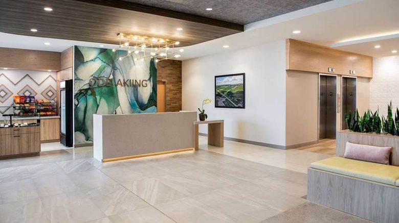 <b>Wyndham Garden Winnipeg Airport Lobby</b>. Images powered by <a href="https://iceportal.shijigroup.com/" title="IcePortal" target="_blank">IcePortal</a>.