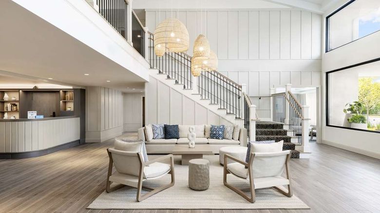 <b>The Pell Lobby</b>. Images powered by <a href="https://iceportal.shijigroup.com/" title="IcePortal" target="_blank">IcePortal</a>.