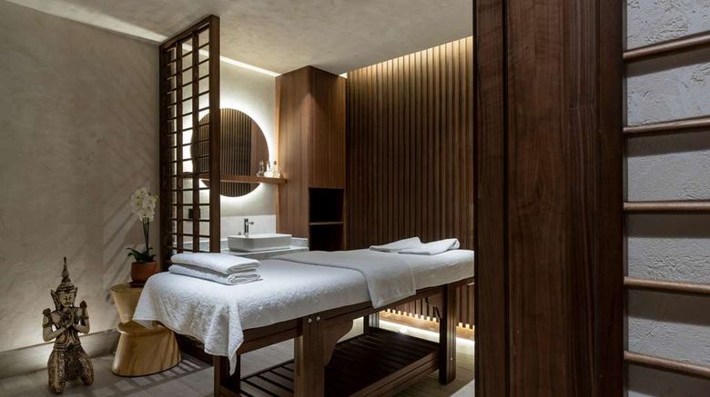 <b>Radisson Blu Hotel Kas Spa</b>. Images powered by <a href="https://iceportal.shijigroup.com/" title="IcePortal" target="_blank">IcePortal</a>.