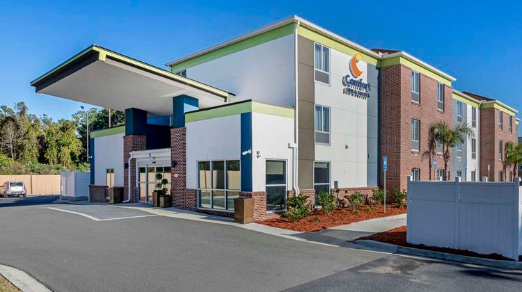 Comfort Inn and Suites Brunswick I-95 Exterior