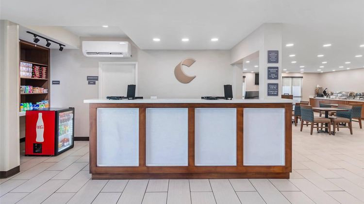 Comfort Inn and Suites Brunswick I-95 Lobby
