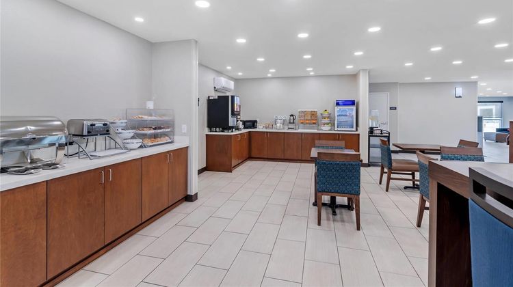Comfort Inn and Suites Brunswick I-95 Restaurant