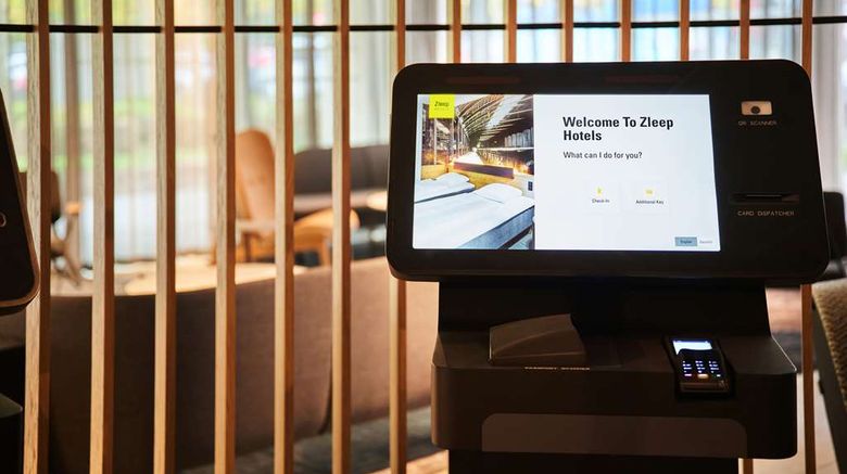 <b>Zleep Hotel Madrid Airport Lobby</b>. Images powered by <a href="https://iceportal.shijigroup.com/" title="IcePortal" target="_blank">IcePortal</a>.