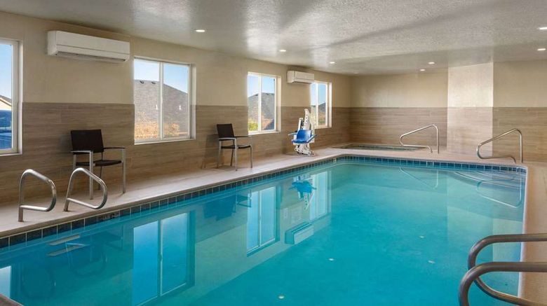 <b>Wingate by Wyndham Cedar City Pool</b>. Images powered by <a href="https://iceportal.shijigroup.com/" title="IcePortal" target="_blank">IcePortal</a>.