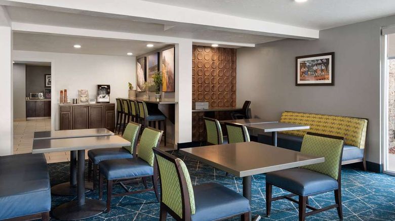 <b>Wingate by Wyndham Cedar City Lobby</b>. Images powered by <a href="https://iceportal.shijigroup.com/" title="IcePortal" target="_blank">IcePortal</a>.