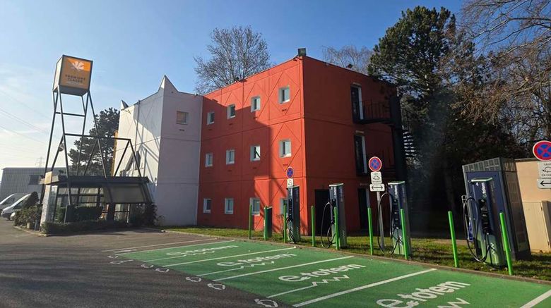 <b>Hotel Premiere Classe Lyon Est - Beynost Exterior</b>. Images powered by <a href="https://iceportal.shijigroup.com/" title="IcePortal" target="_blank">IcePortal</a>.