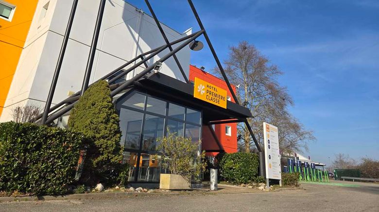 <b>Hotel Premiere Classe Lyon Est - Beynost Exterior</b>. Images powered by <a href="https://iceportal.shijigroup.com/" title="IcePortal" target="_blank">IcePortal</a>.