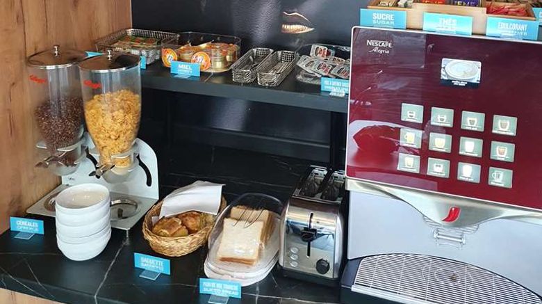 <b>Hotel Kyriad Direct Martigues Restaurant</b>. Images powered by <a href="https://iceportal.shijigroup.com/" title="IcePortal" target="_blank">IcePortal</a>.