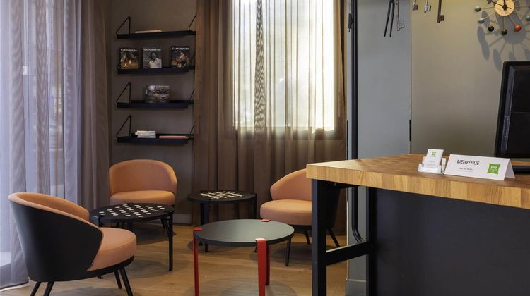 Ibis Styles Bourg-la-Reine Exterior
