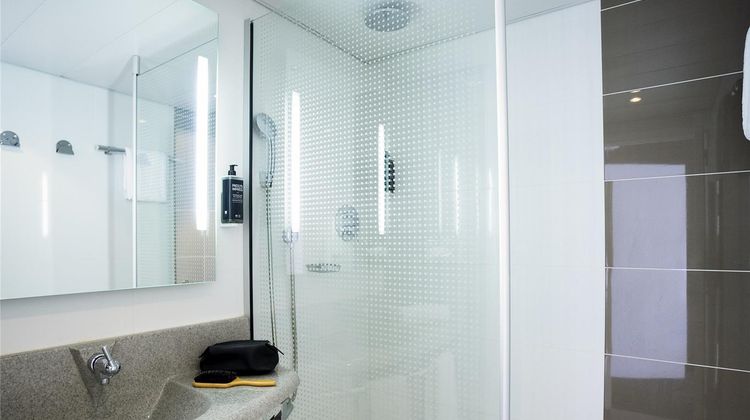 Ibis Styles Lille Neuville en Ferrain Suite